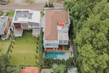 Cemara Villa 4 Bedrooms With A Private Pool