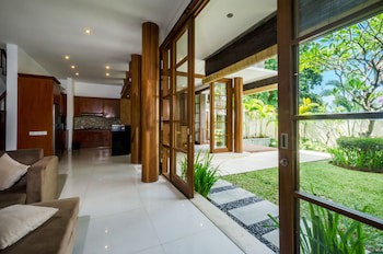 Bale Gede Villas