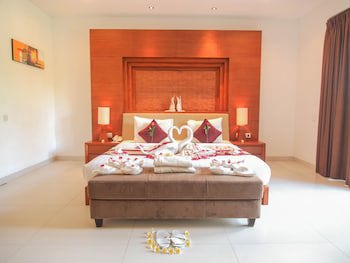 Bale Gede Villas
