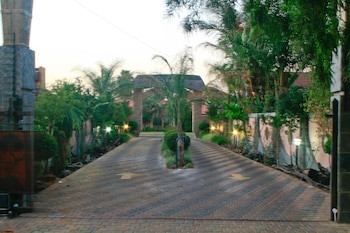 Eco Park Lodge