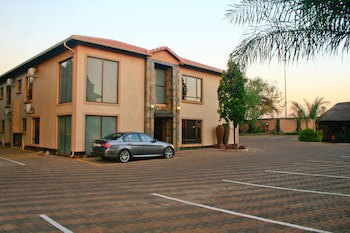 Eco Park Lodge
