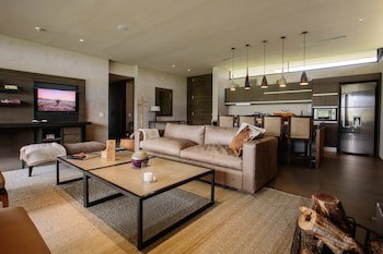 The Vines Resort & Spa