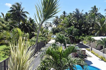 Coral Sands Apartments