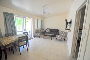 Coral Sands Apartments