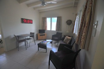 Coral Sands Apartments