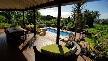 Muri Beach Resort