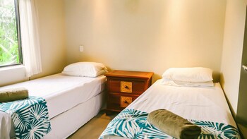 Muri Beach Resort