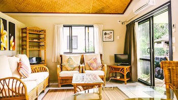 Muri Beach Resort