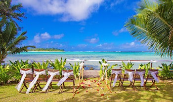 Muri Beach Resort