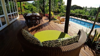 Muri Beach Resort