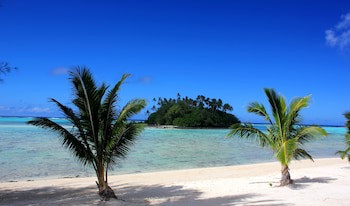 Muri Beach Resort