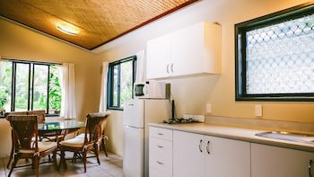 Muri Beach Resort