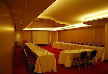 Elite Hotel & Spa