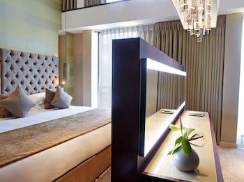 Cheval Three Quays