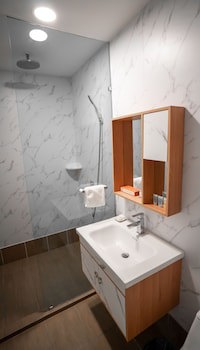 Hotel 17