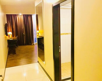 Hotel 17