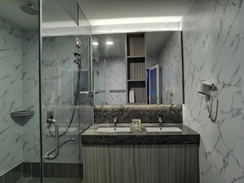 Hotel 17