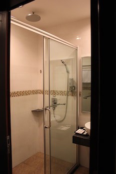 Hotel 17