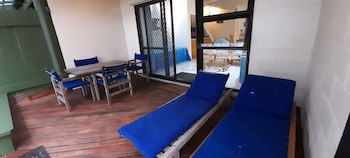 Avana Waterfront Apartments