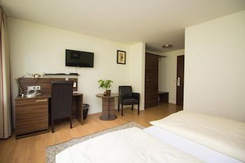 Landhotel Wolfschlugen galeri fotoğrafı