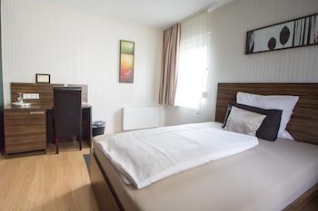 Landhotel Wolfschlugen galeri fotoğrafı