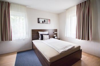 Landhotel Wolfschlugen galeri fotoğrafı