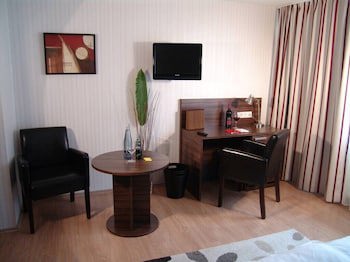 Landhotel Wolfschlugen galeri fotoğrafı