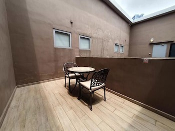 Arton Boutique Hotel