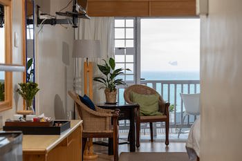 Aire Del Mar Guest House