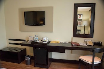 Mount Meru Hotel