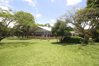Mount Meru Hotel