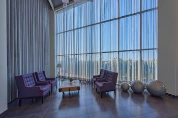 City Plus Patio Universidad