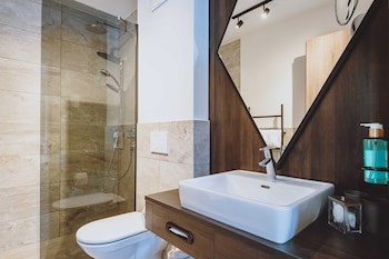 Glemm By Avenida Superior Hotel & Residences