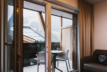 Glemm By Avenida Superior Hotel & Residences