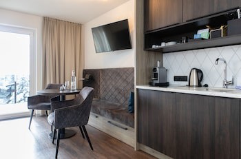 Glemm By Avenida Superior Hotel & Residences
