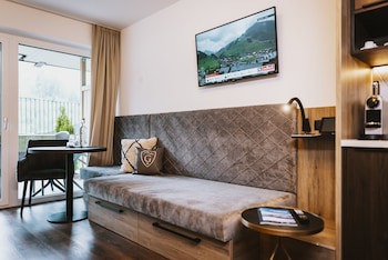 Glemm By Avenida Superior Hotel & Residences
