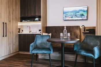 Glemm By Avenida Superior Hotel & Residences