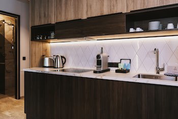 Glemm By Avenida Superior Hotel & Residences