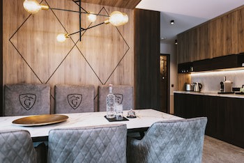 Glemm By Avenida Superior Hotel & Residences
