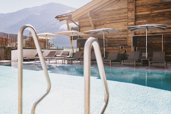 Glemm By Avenida Superior Hotel & Residences