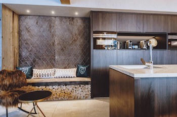 Glemm By Avenida Superior Hotel & Residences