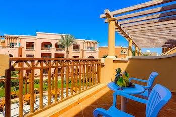 Charmillion Club Aqua Park
