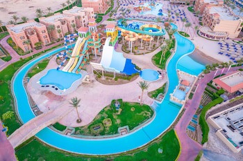 Charmillion Club Aqua Park