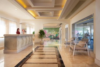 Charmillion Club Aqua Park