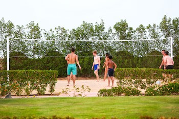 Charmillion Club Aqua Park