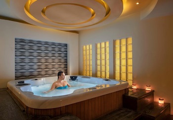 Charmillion Club Aqua Park
