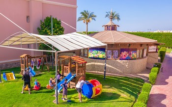 Charmillion Club Aqua Park