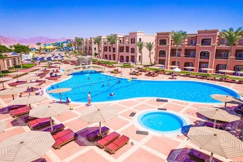 Charmillion Club Aqua Park