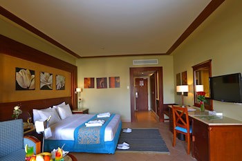 Charmillion Club Resort