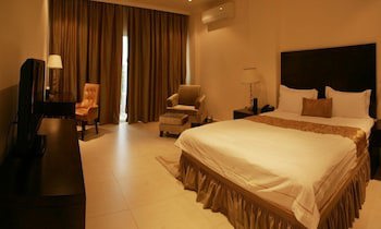 Mikhael's Hotel